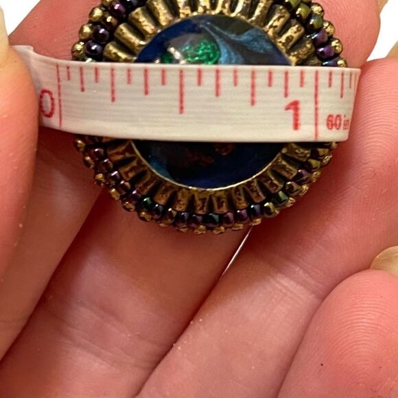 Chico’s Clip On Earrings - Picture 6 of 6